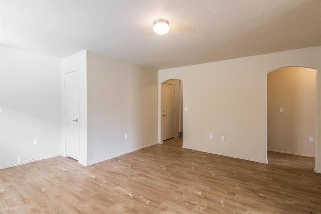 Building Photo - 3643 Apache Meadows Drive