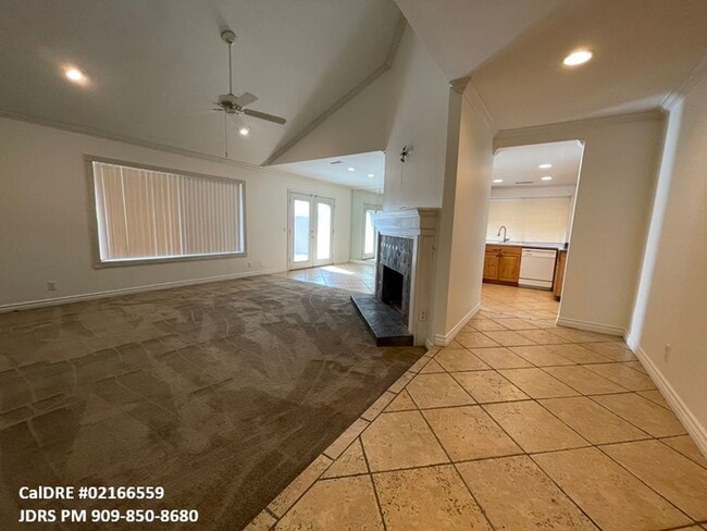 Building Photo - Garden Grove 2 Bedroom Home