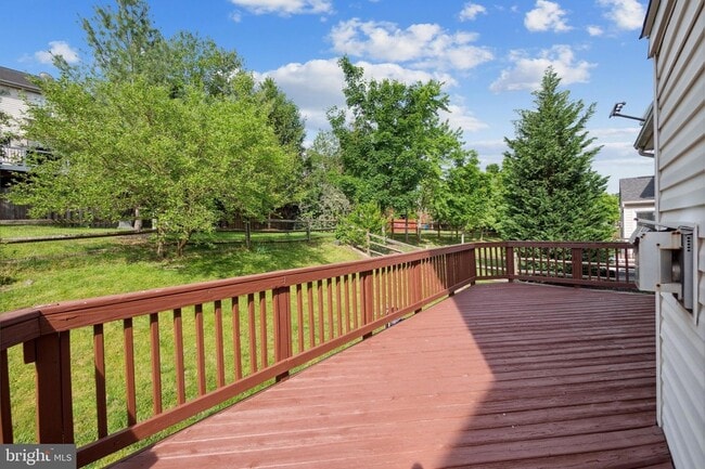 Building Photo - 43137 Binkley Cir