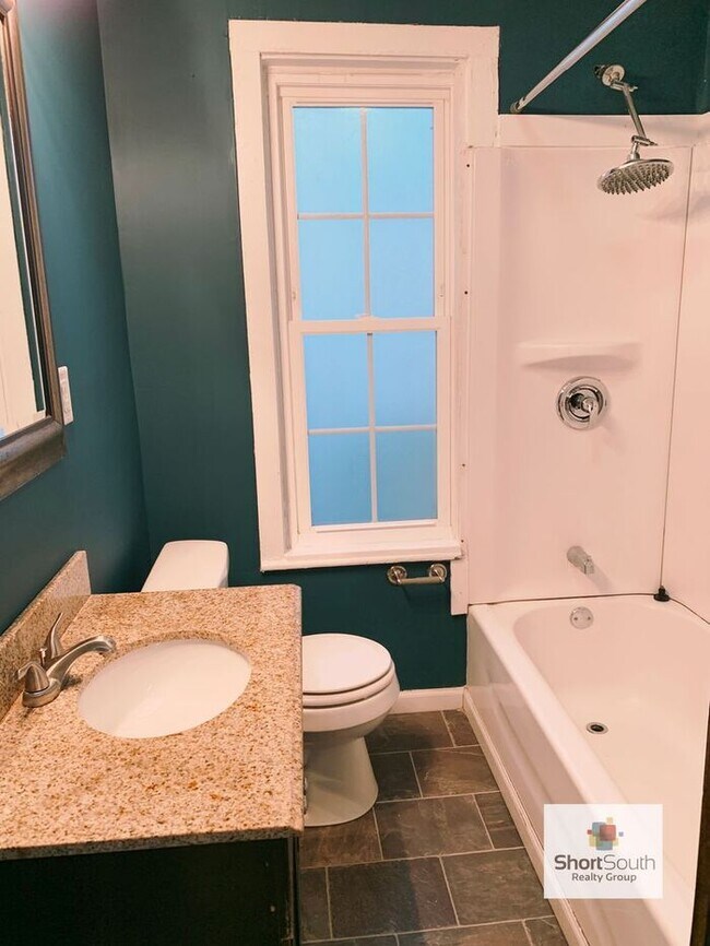 Building Photo - Renovated 3 bedroom, 1 full bathroom single family home with Detached Garage