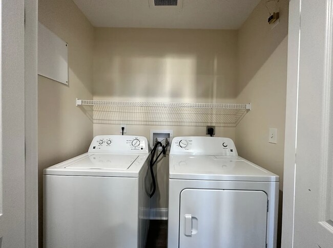 I’m home washer and dryer - 120 Amber Cir NW