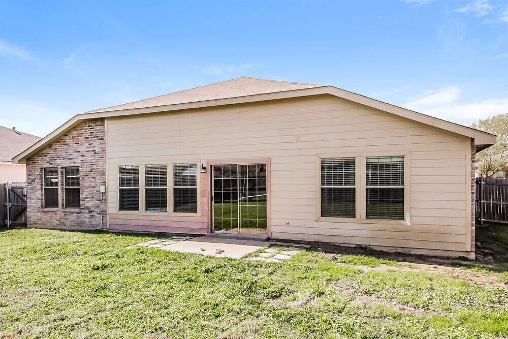 Building Photo - 926 Hannah Way