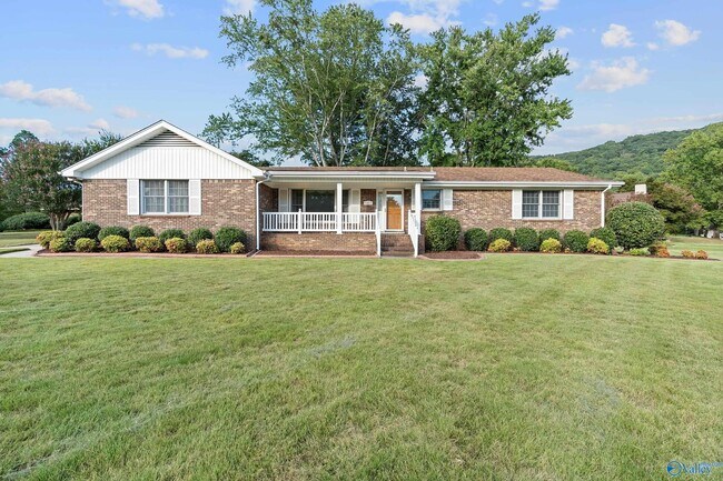 Primary Photo - 12017 Camelot Dr SE