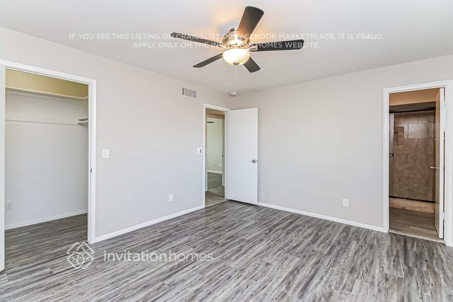 Building Photo - 892 E Erie St