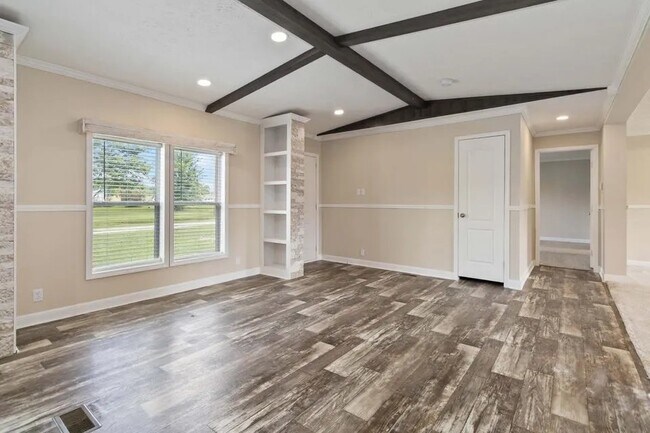 Building Photo - 52 Vacation St