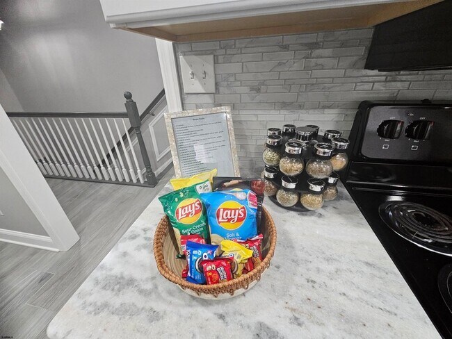 Building Photo - 4009 Ventnor Ave