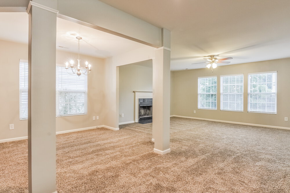 Building Photo - 3783 Burtons Barn St