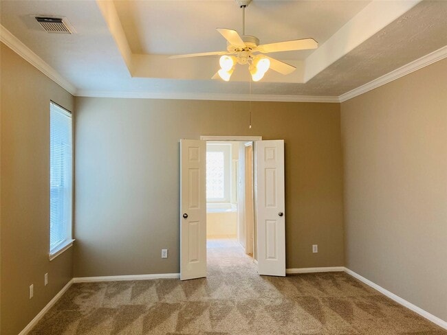 Building Photo - 18215 Linden Forest Ln