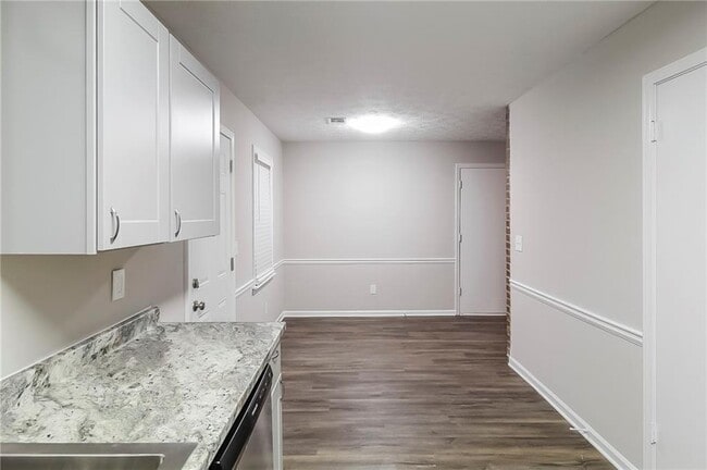 Building Photo - 1502 Sugarplum Pl SW