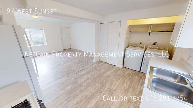 Building Photo - 97 West Sunset-