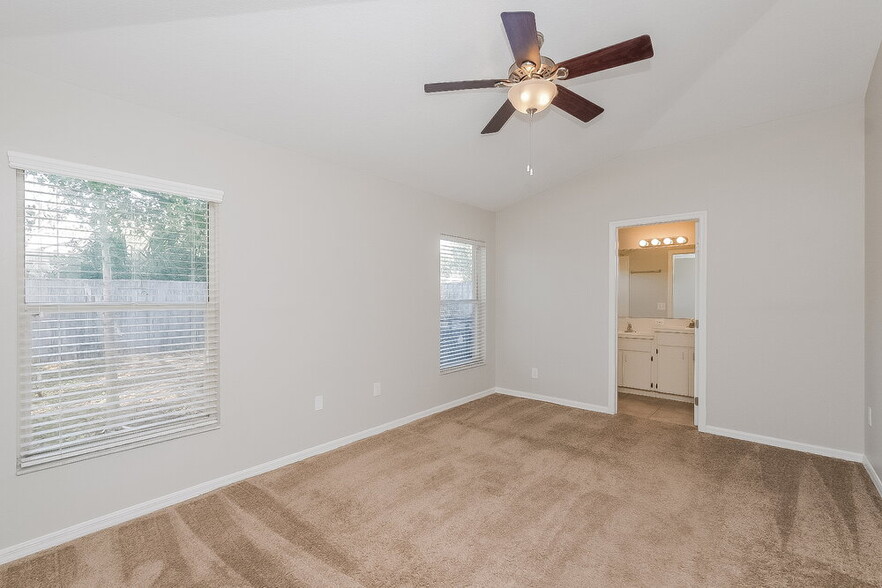 Building Photo - 4812 Limerick Dr