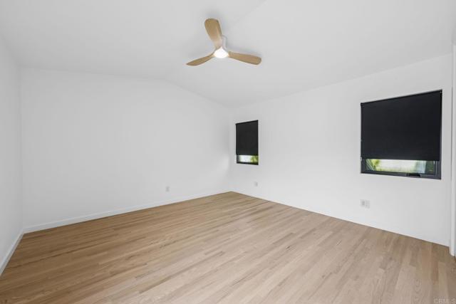 Building Photo - 1061 Buena Vista Way