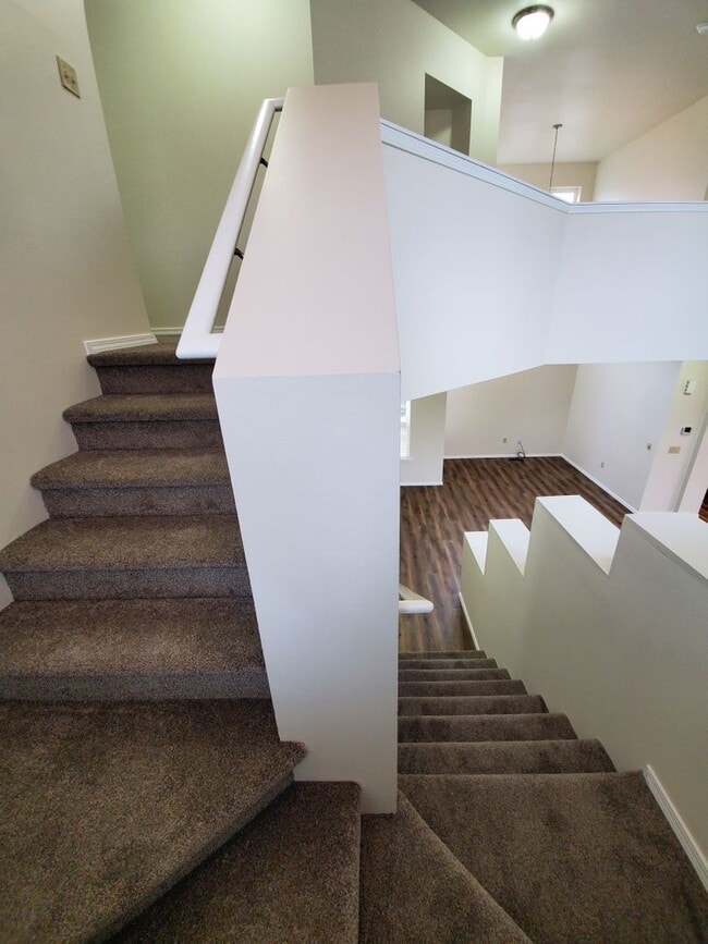 Building Photo - 1611 Lamb Ave