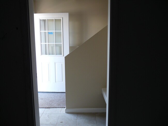 Building Photo - 75 Treaty Ct