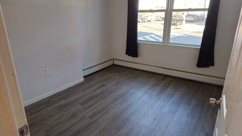 Building Photo - 295 Avenue B