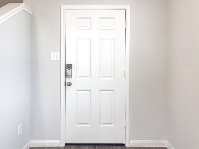 Building Photo - 13368 Burbot Dr