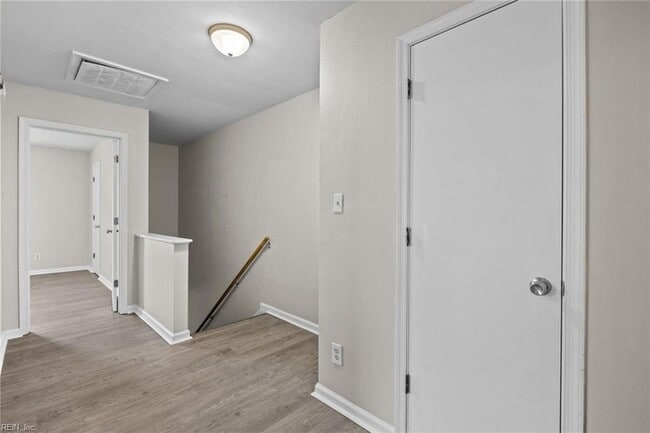 Building Photo - 3324 Kansas Ave