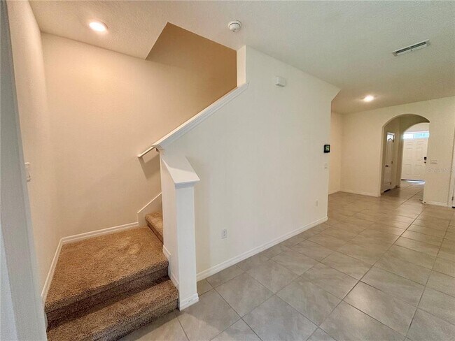 Building Photo - 1232 Yellow Finch Dr