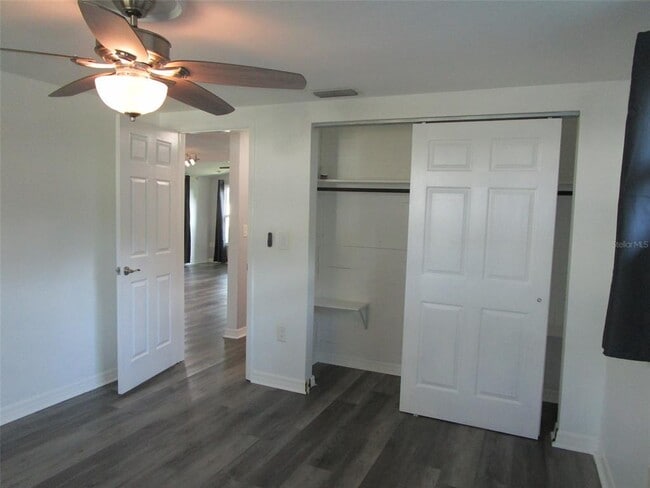 Building Photo - 7226 San Moritz Dr