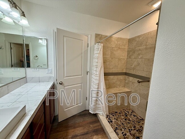 Building Photo - 1678 Lone Oak Trail