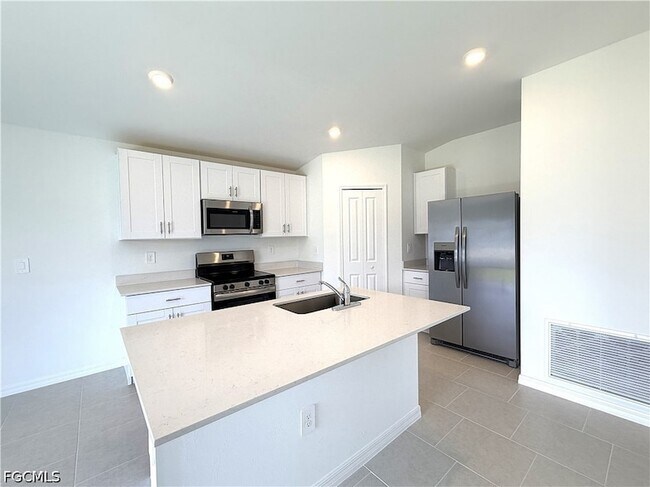 Building Photo - 17216 Cantu Ct