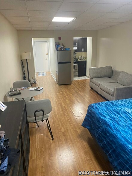 Building Photo - 62 Boylston St