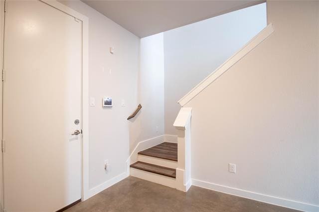 Building Photo - 2348 Rook Dr