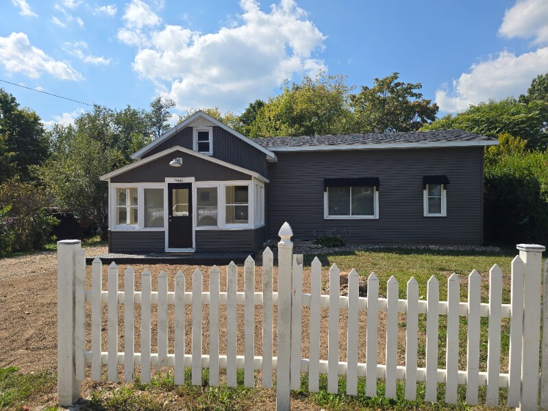 Building Photo - 14644 Kellogg School Rd