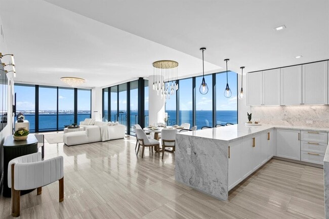 Building Photo - 3101 Bayshore Blvd