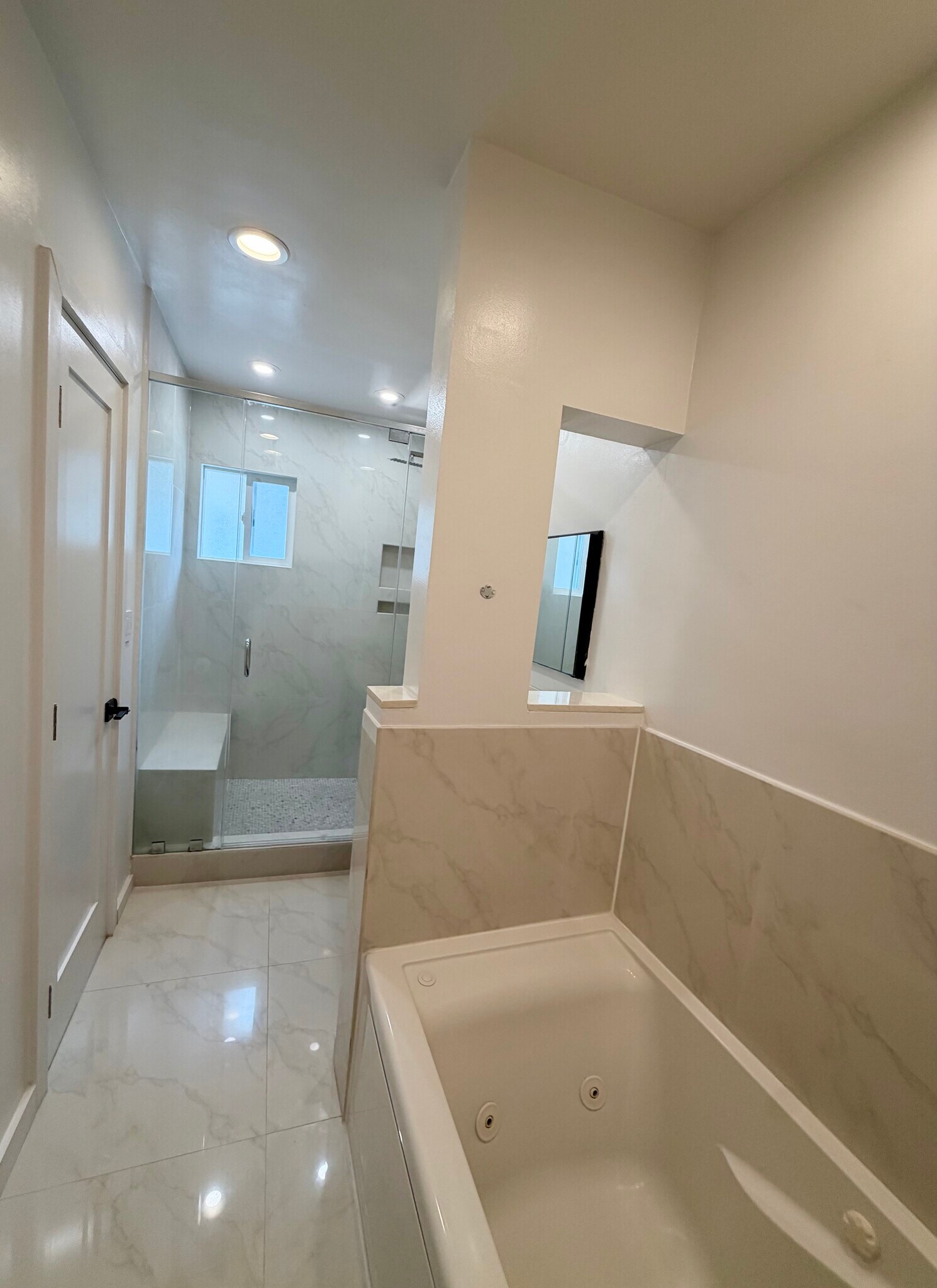 Building Photo - 4225 Tuller Ave