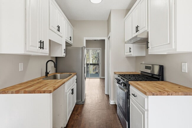 Building Photo - 5117 Buckline Ct NW