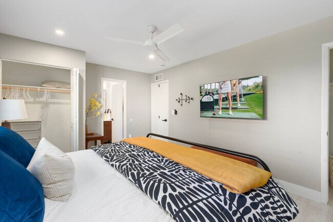 Building Photo - 6957 E Osborn Rd