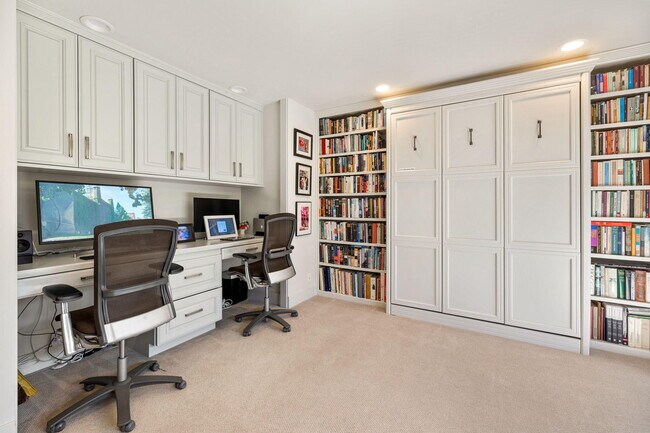 Building Photo - 76 Princeton Dr