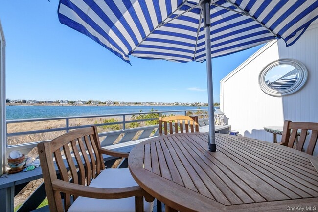 Building Photo - 274 Dune Rd