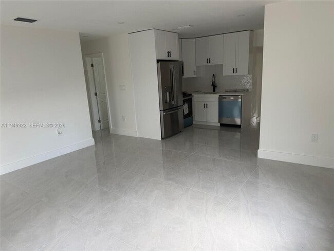 Building Photo - 15920 NW 17th Ct