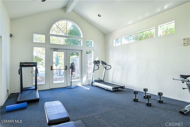 Building Photo - 4220 Lost Hills Rd