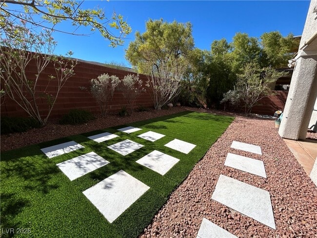 Building Photo - 5553 Fairmeade Way