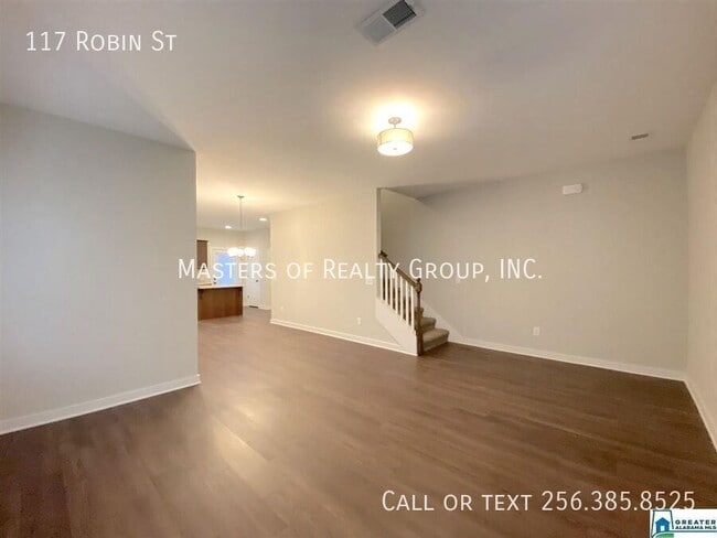 Building Photo - 117 Robin St