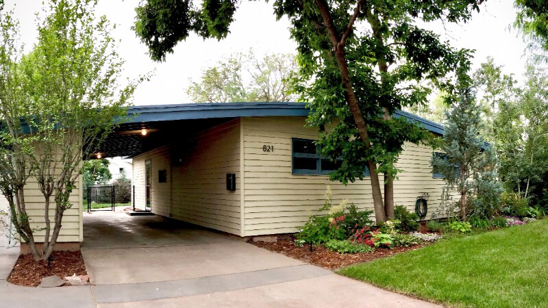 Building Photo - 821 Juniper Ln