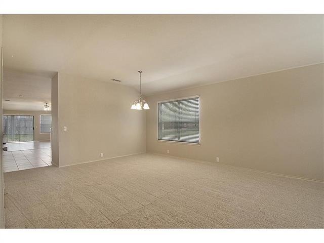Building Photo - 276 Salmon Lake Dr