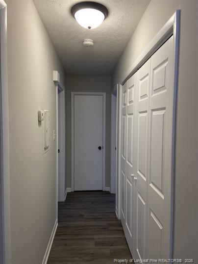 Building Photo - 751 Hedgelawn Way