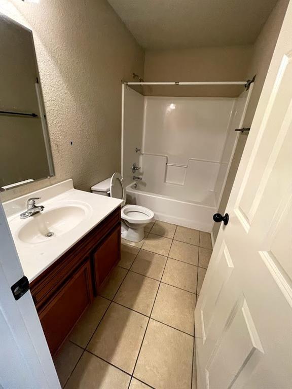 Building Photo - 1536 N London Ave