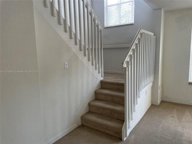 Building Photo - 12869 SW 31st Ct