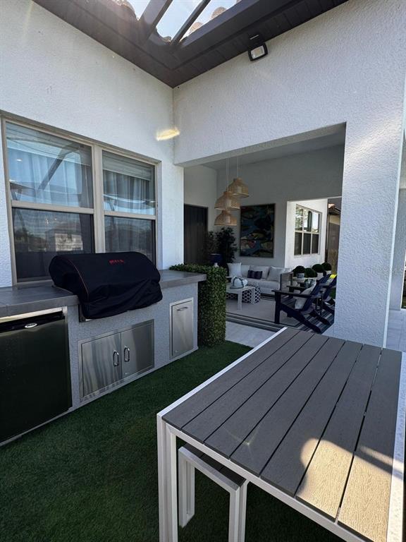 Building Photo - 10778 Citron Oaks Dr