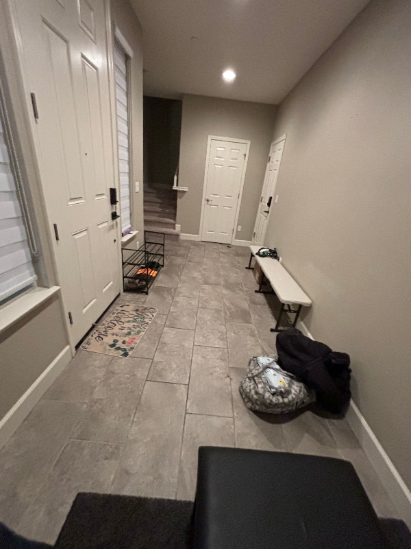 Building Photo - 1580 Bleecker St