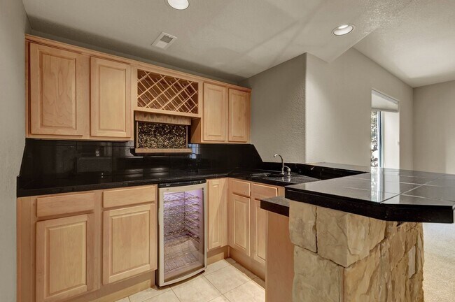 Building Photo - 2908 Glen Arbor Dr