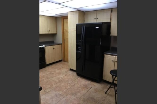 Building Photo - 19410 Blythe St