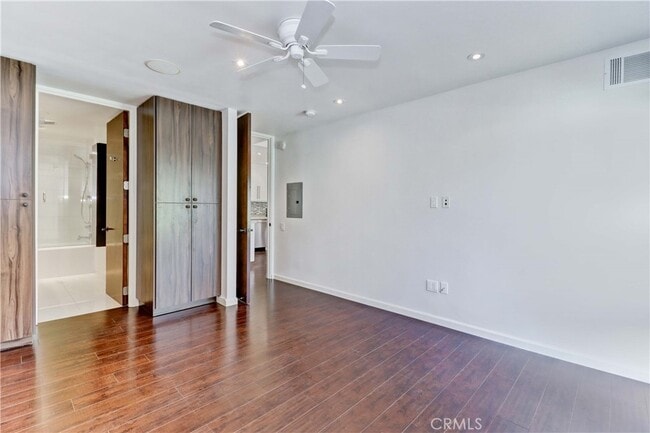 Building Photo - 2156 Via Mariposa E