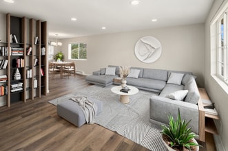 Building Photo - 14314 NE 7th Pl