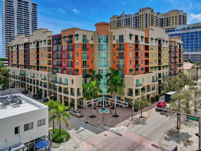 Building Photo - 600 S Dixie Hwy